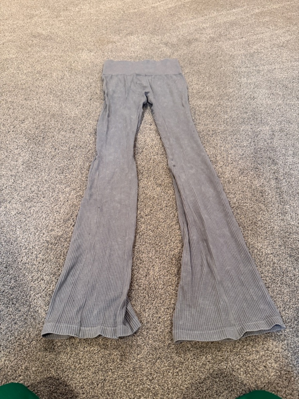 Forever 21 Light Gray Ribbed Flare Pants
